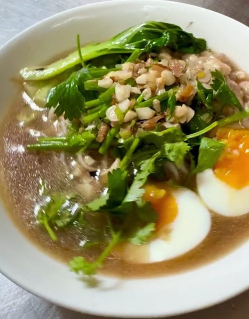 CHEF AABHIK’S 15-MINUTE MONSOON SPECIAL: VIETNAMESE-STYLE CHICKEN NOODLE SOUP